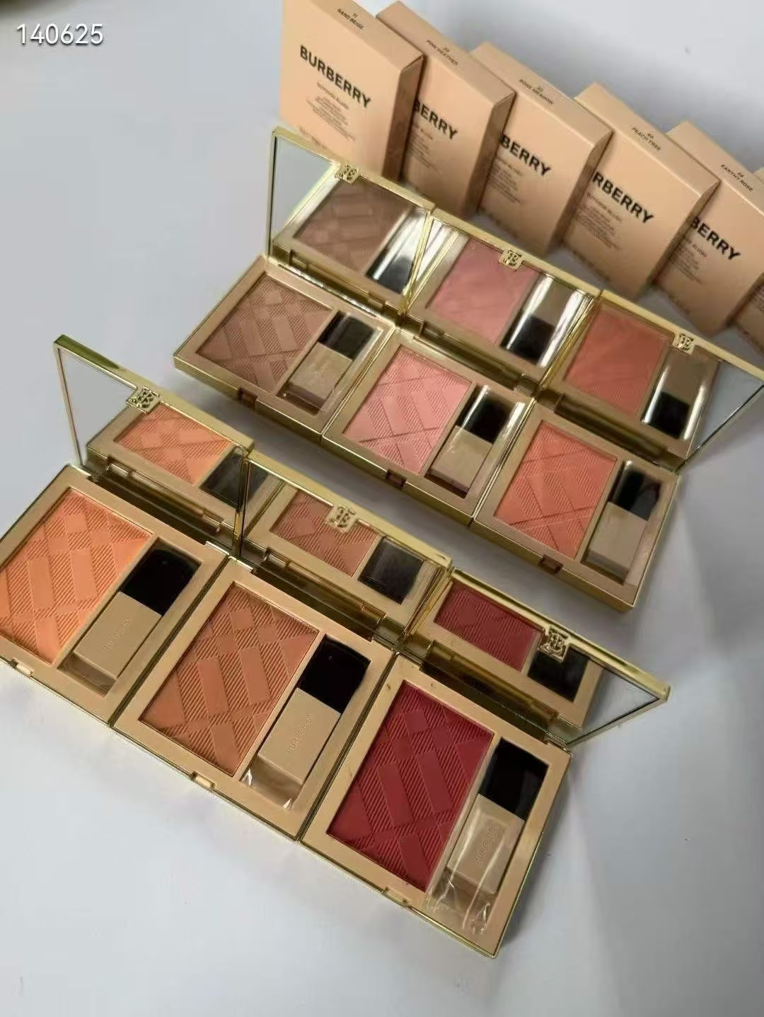 Burberry Check Matte Glow Blush