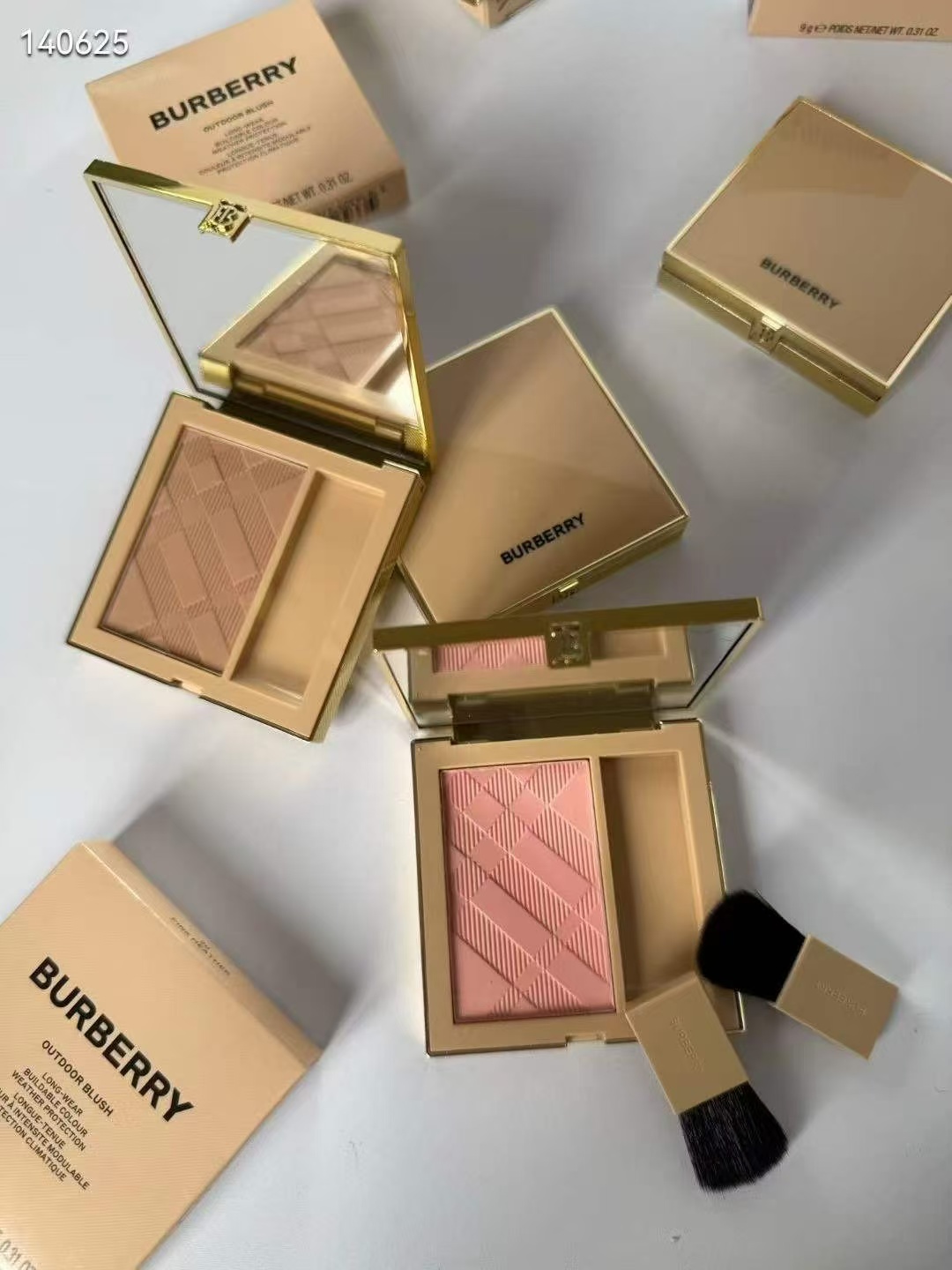 Burberry Check Matte Glow Blush