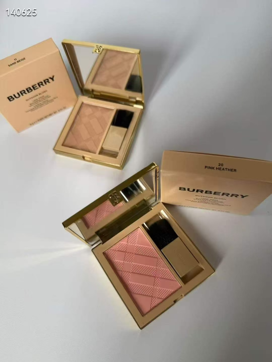 Burberry Check Matte Glow Blush