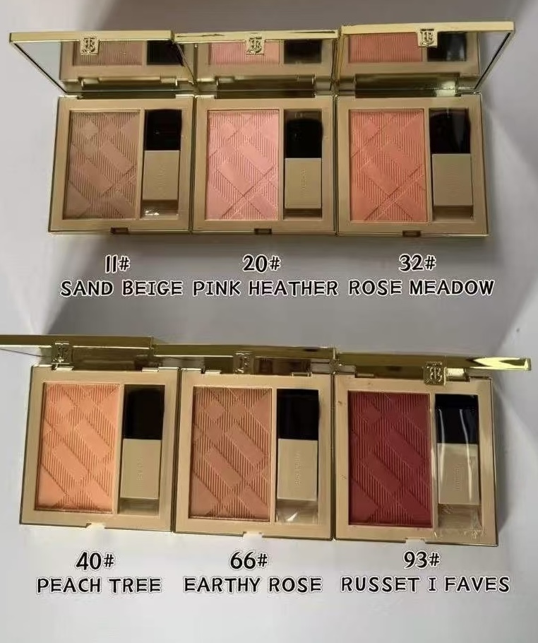 Burberry Check Matte Glow Blush