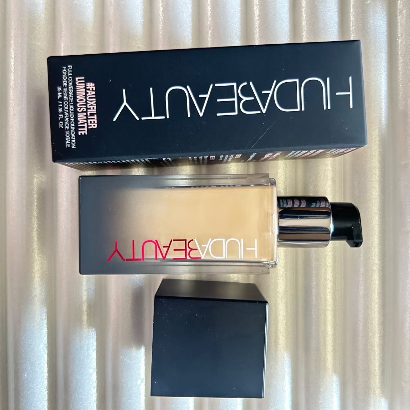 Huda Beauty #FauxFilter Luminous Matte Liquid Foundation