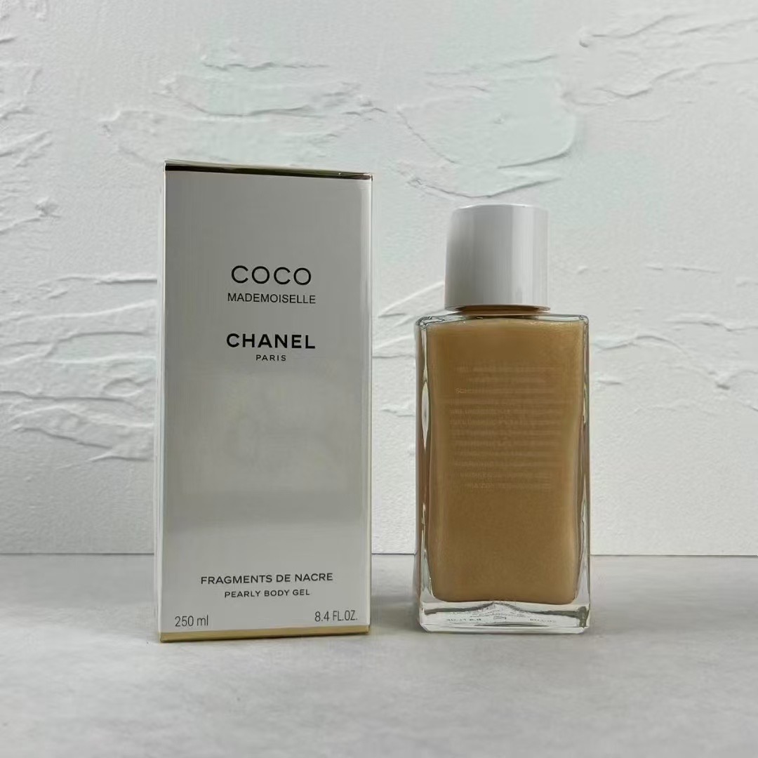 Chanel Coco Mademoiselle Pearly Body Gel